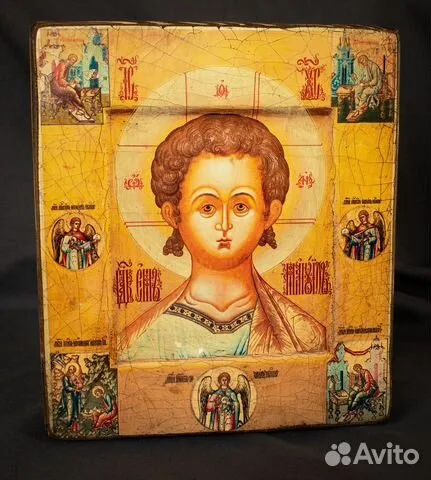 Икона деревянная в ковчеге "Спас Эммануил" — необычный подарок