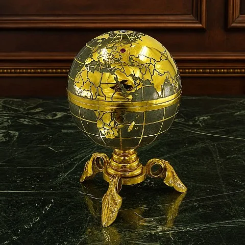 На память: Глобус «Мира». Златоуст