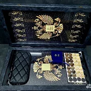 Нарды под стеклом «Золотой Герб России» — оригинальный подарок — фотография 4