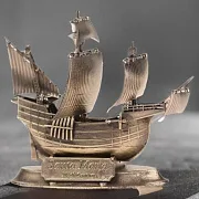 На память: Бронзовая модель корабля «Санта-Мария», 1:350 — фотография 1