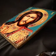 На память: Икона деревянная "Христос Вседержитель" — фотография 5