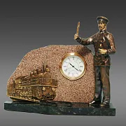 На память: Настольные часы «Счастливого пути» с путейщиком — фотография 2